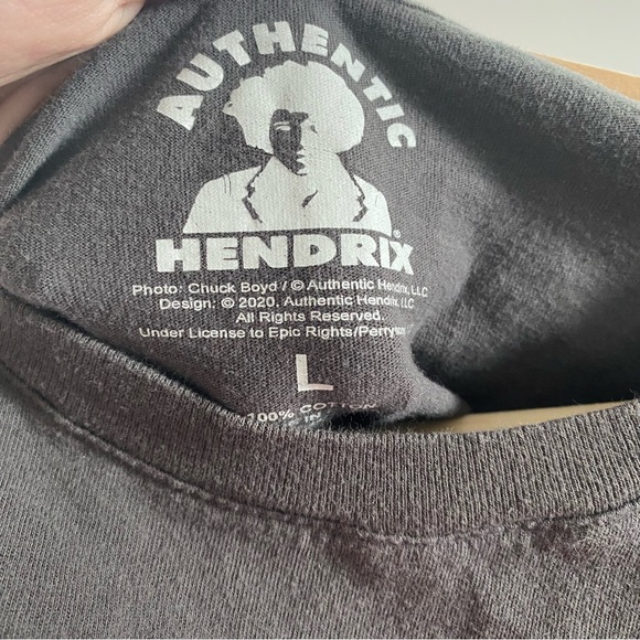 Authentic Jimi Hendrix Dark Grey with Pink Graphic T-Shirt, size L, 100% cotton - Picture 2 of 3